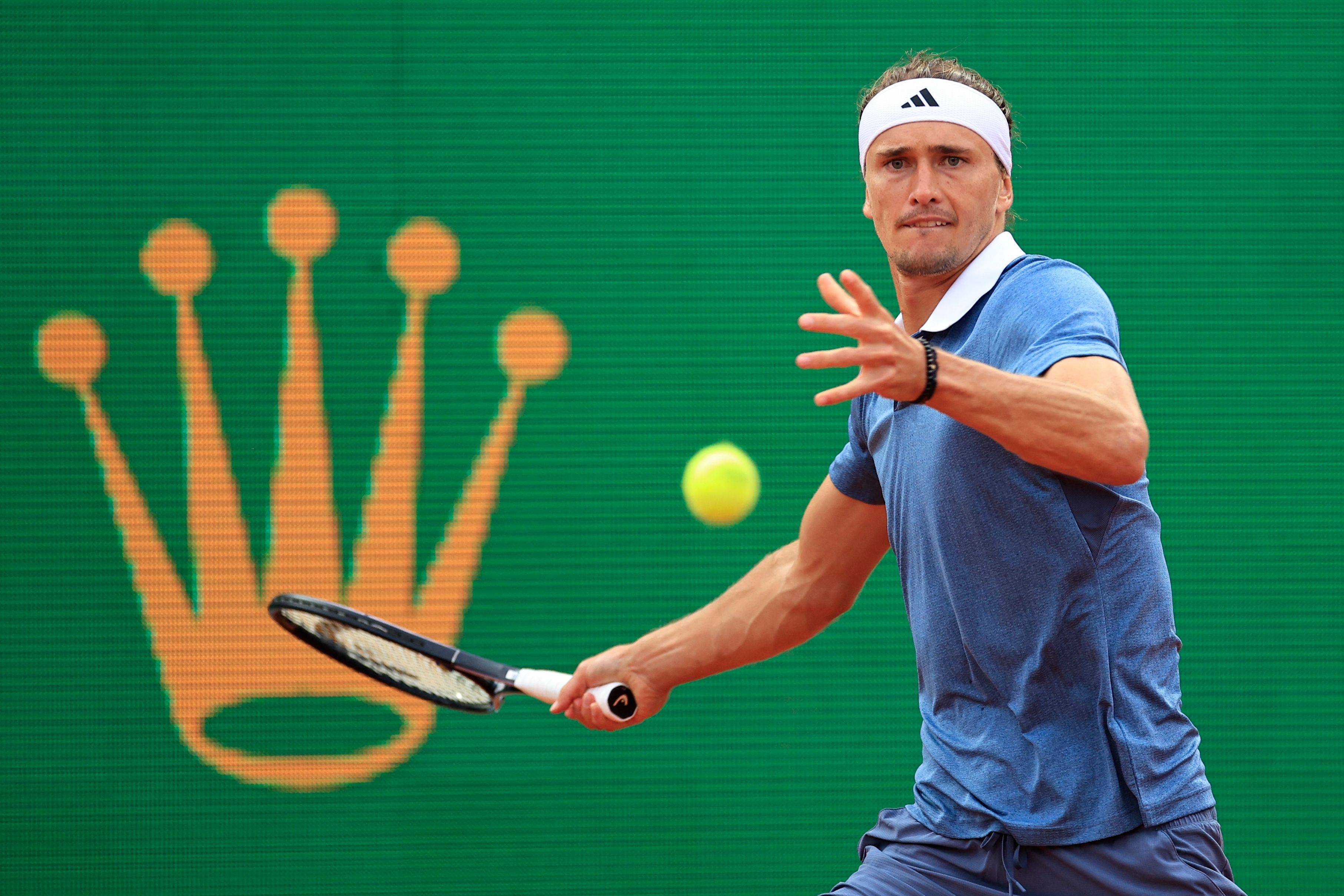 西班牙网球队血洗德国网球队,兹维列夫打破历史纪录的简单介绍 西班牙网球队血洗德国网球队,兹维列夫打破历史纪录的简单介绍