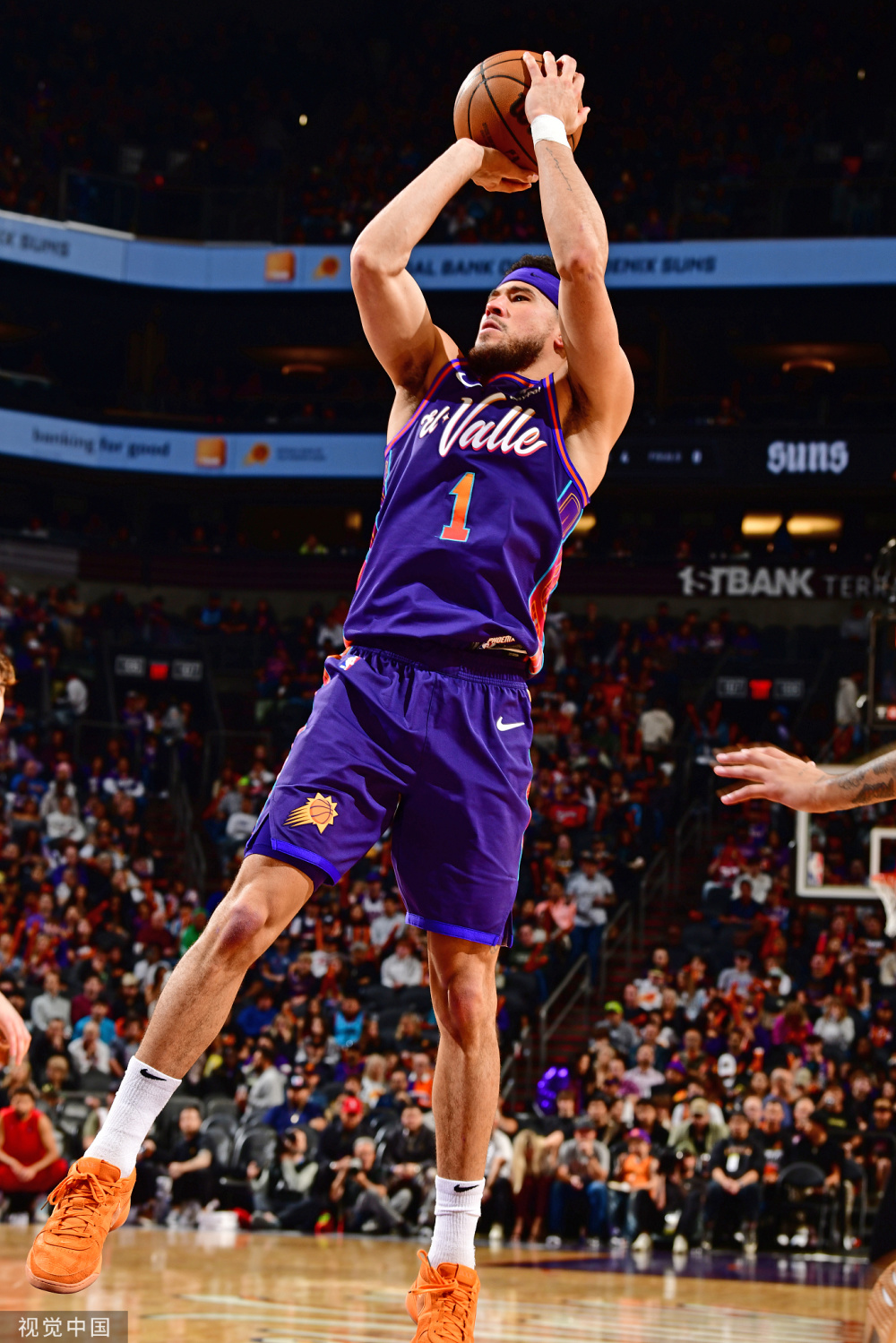 开云体育平台APP-奇才横扫意大利男篮,布克绝境逆转