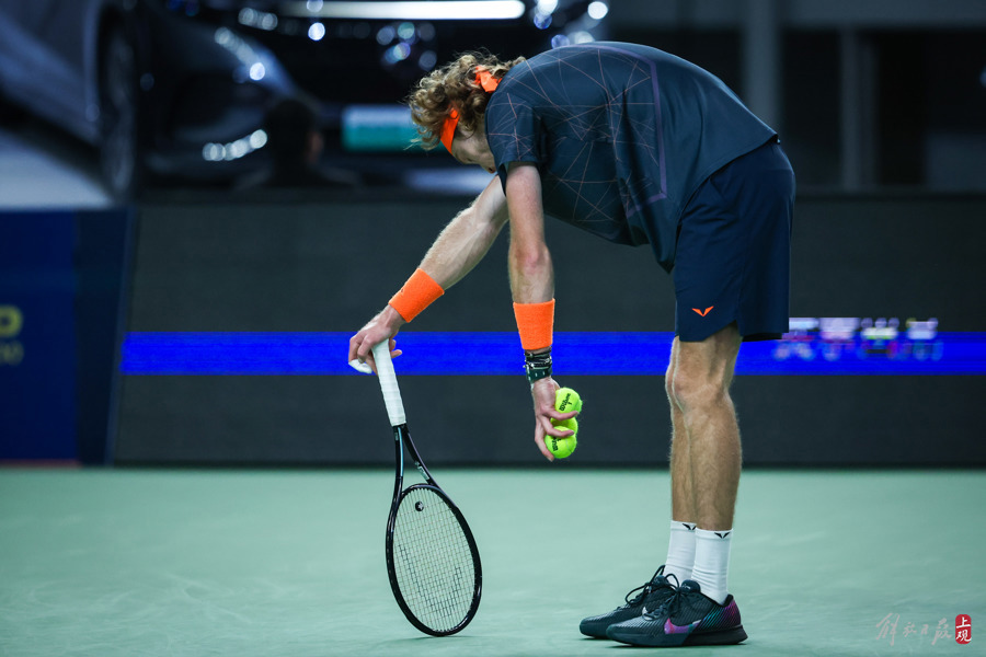 法国网球队险胜西班牙网球队,费德勒一己之力扛起全队的简单介绍 法国网球队险胜西班牙网球队,费德勒一己之力扛起全队的简单介绍