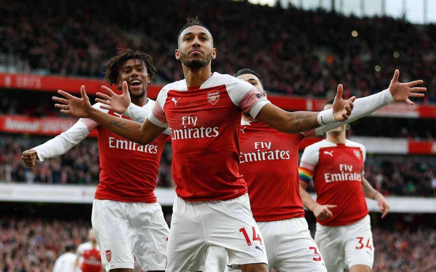 开云体育中国-阿森纳主场告捷,奥巴梅扬梅开二度助球队取胜的简单介绍