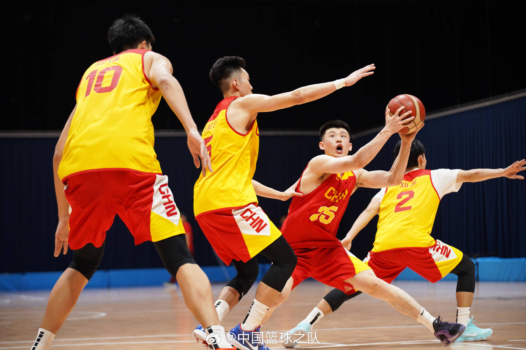 包含国内篮球职业赛事近期球队技战术备受观察的词条 包含国内篮球职业赛事近期球队技战术备受观察的词条