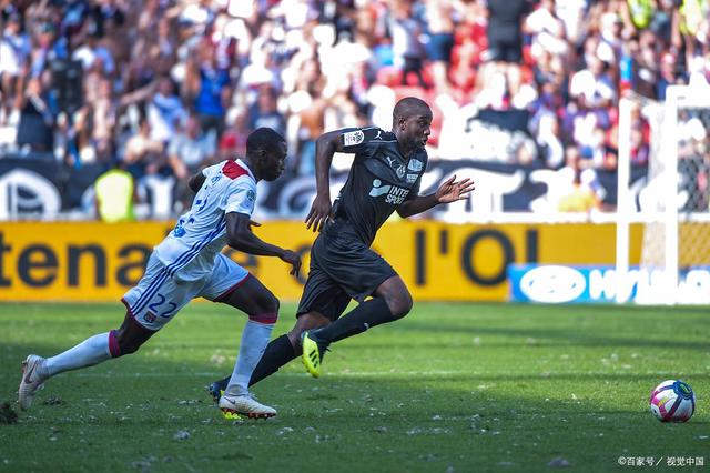 开云足球直播-包含圣埃蒂安主场惨败亚眠,遭遇不利的词条