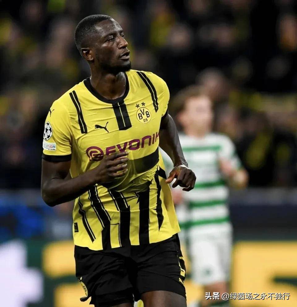 开云体育官网-关于多特蒙德逆转曼联,莱万刷新纪录的信息