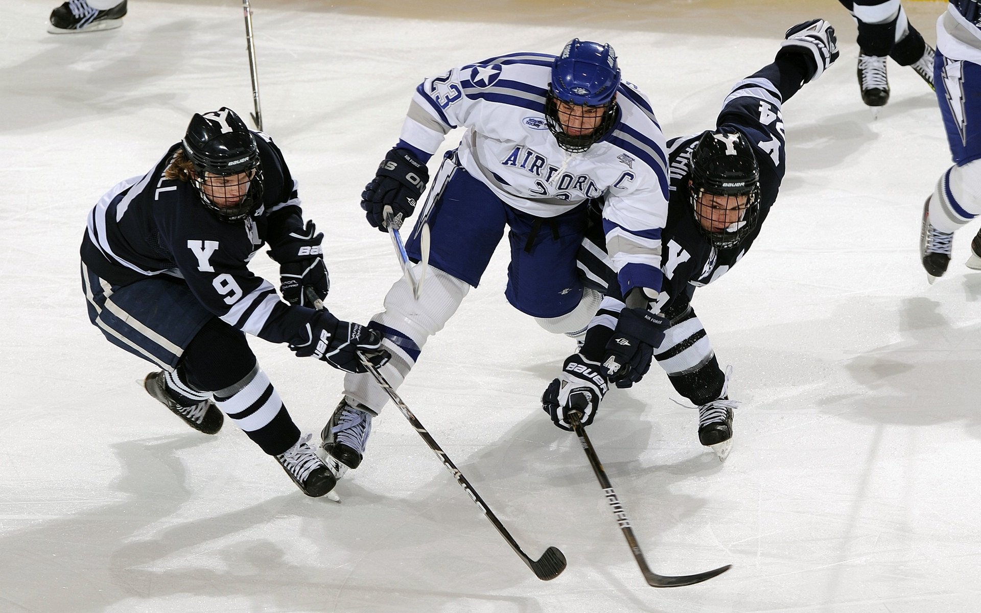 西决生死战之夜,霍勒迪带队取胜,孤胆英雄的终极证明